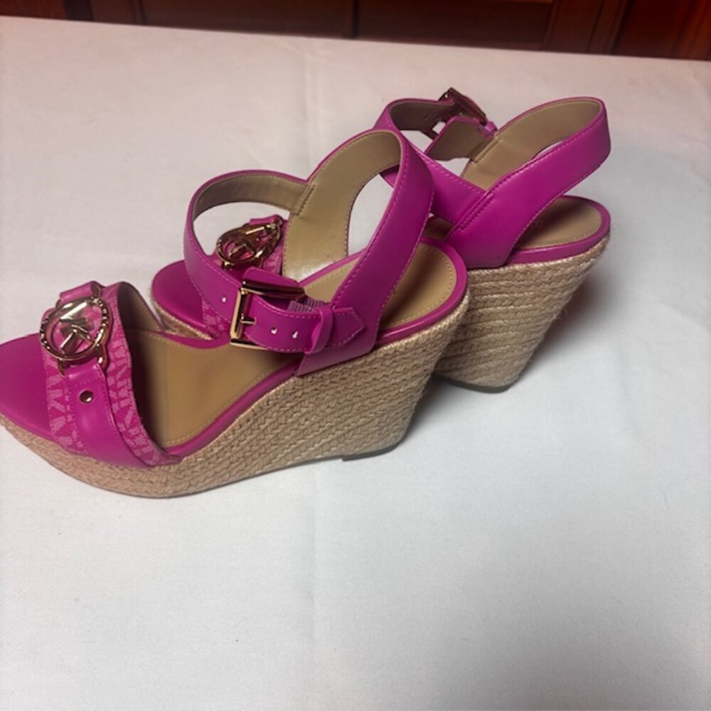 Michael Kors Pink Espadrille Wedge Sandals | Size 8.5 - Picture 6 of 8